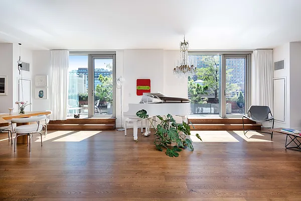 Sold by Compass | media 20