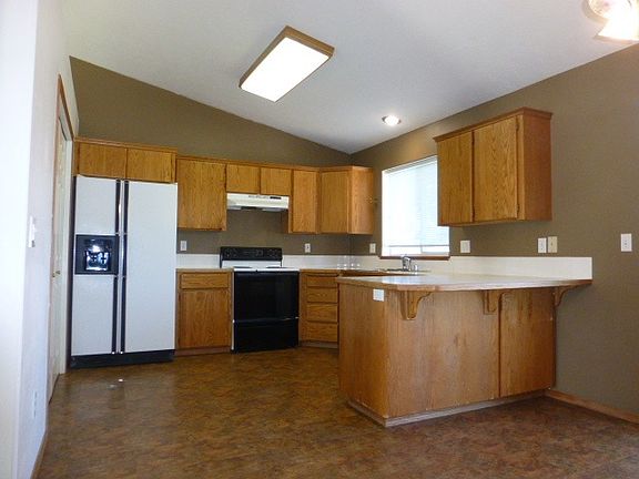 5th image of 4135 E 34th Ave