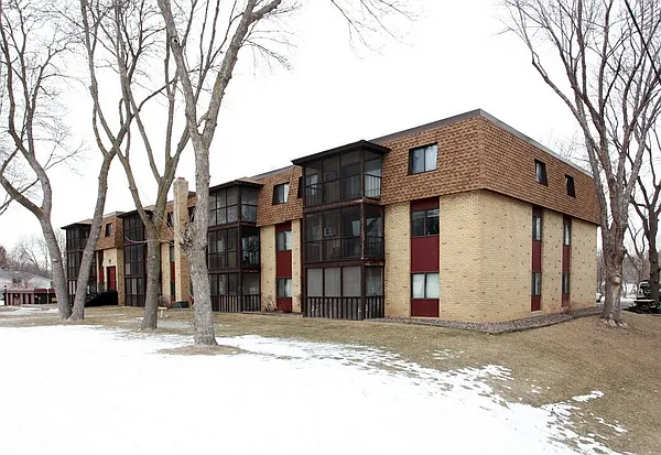 Northwood Apartments — Photo 9