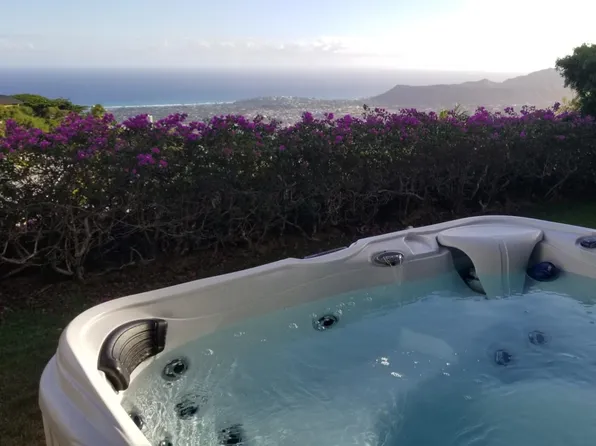 4827 Sierra Dr, Honolulu, HI 96816