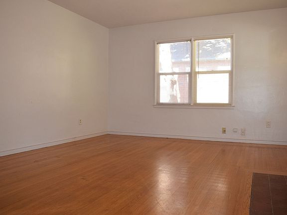 3rd image of 2614 San Jose Way