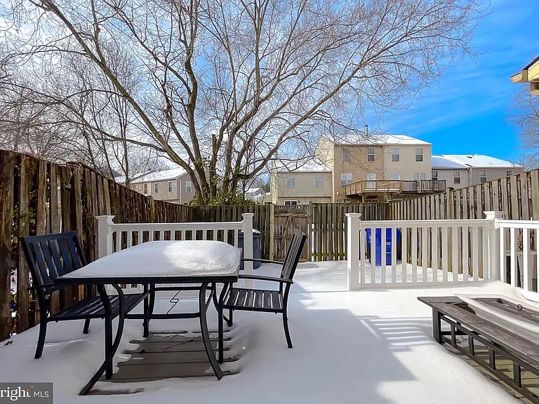 4232 Drake Ct — Photo 23