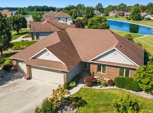 1040 Twin Lakes Dr, Decatur, IN 46733