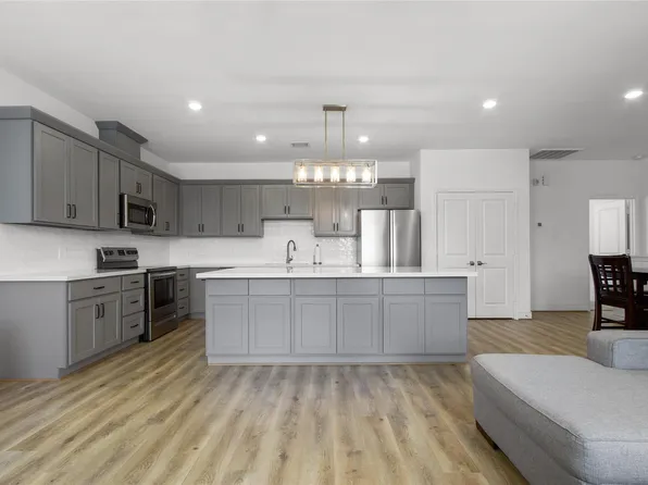 5212 Sherman St, Houston, TX 77011