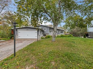 N38 W26910 Glacier ROAD, Pewaukee, WI 53072