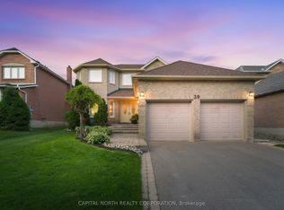 39 Waterhouse Way, Richmond Hill, ON L4C9H5