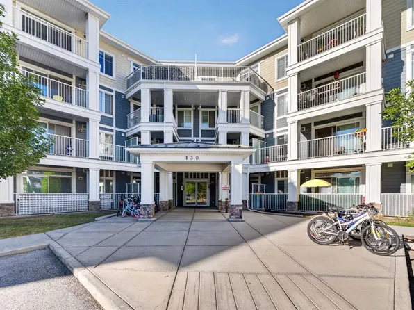 130 W Auburn Meadows Vw SE #313, Calgary, AB T3M 2P3