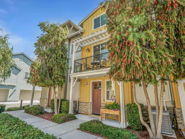 319 Basswood Cmn Unit 14, Livermore, CA 94551