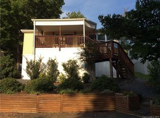 106 Sparrow Ln, Badin Lake, NC 28127