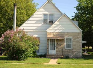 210 E 6th St, Neligh, NE 68756