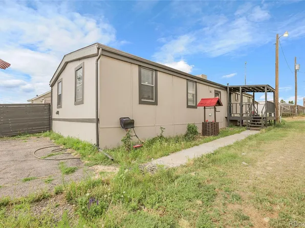 371 S Main St, Byers, CO 80103