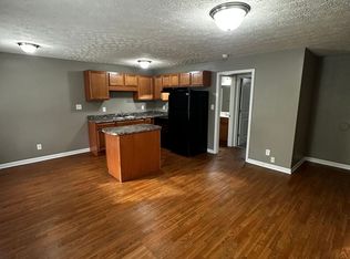 101 College Park Ln #3, Knoxville, TN 37918