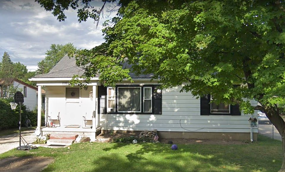 1st image of 11677 Russell Ave