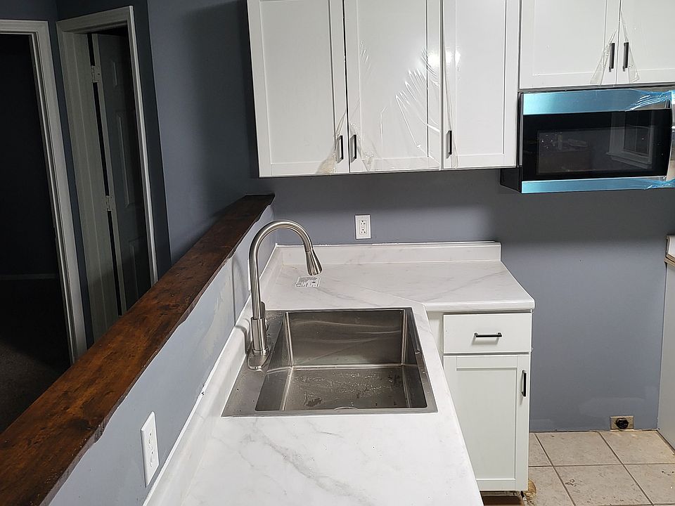 1st image of 1432 S Jefferson Pl