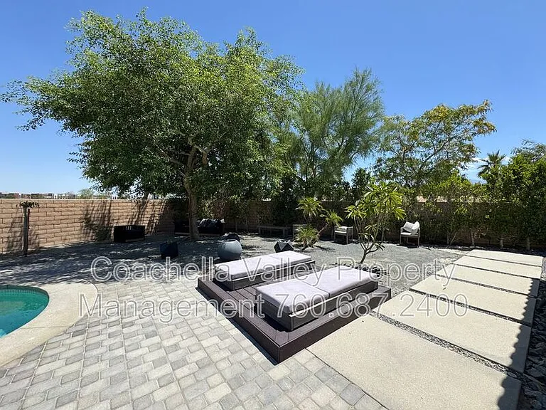 74635 Tesla Dr — Photo 70
