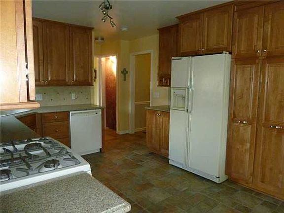 5th image of 26951 Heatherford Dr