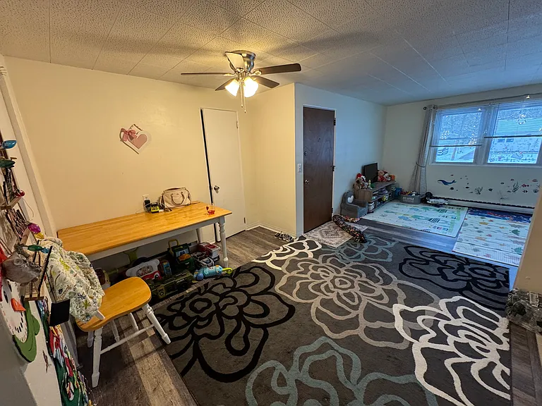 329 Oak St #1 — Photo 5