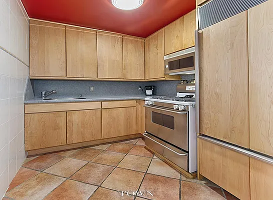 Sold by Town Residential | media 4