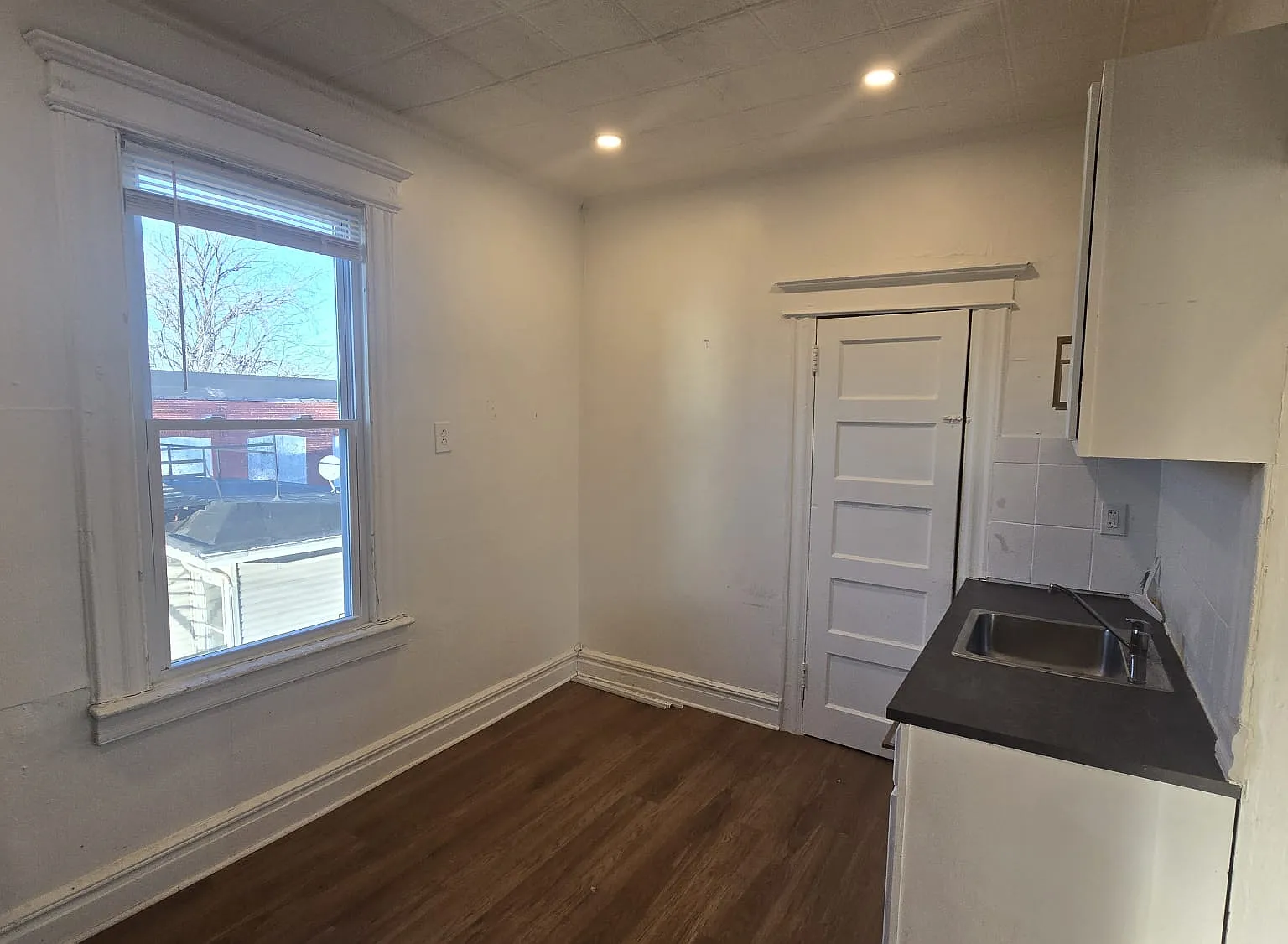 790 S 18th St — Photo 3