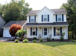 612 Hills Pond Rd, Webster, NY 14580