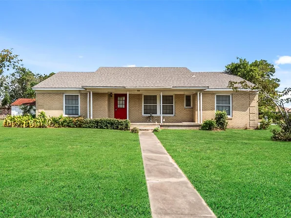 810 Main St, Hempstead, TX 77445