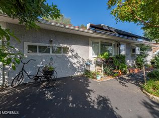 13 Lee Avenue, Bayville, NJ 08721