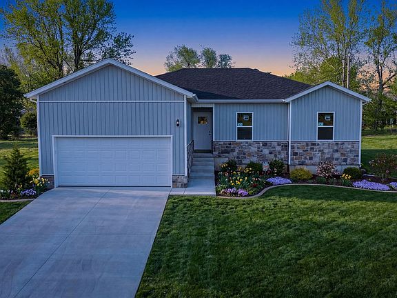 4th image of 47 Whitley Ln