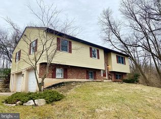 215 E Mattson Hollow Rd, Coatesville, PA 19320