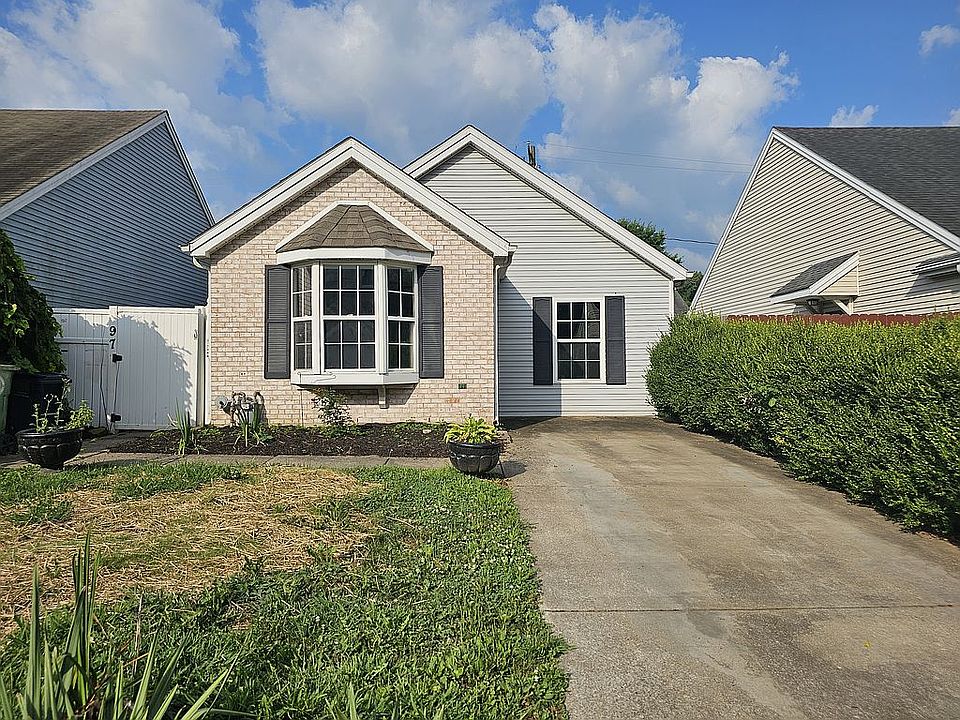 1st image of 972 Villagebrook Dr