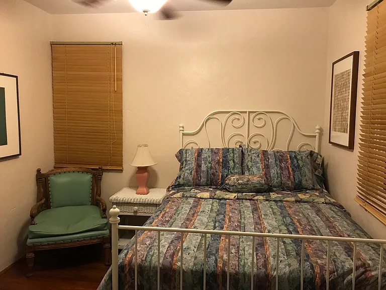 720 Salem Ct — Photo 17