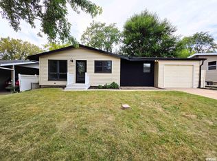 5829 N Western Ave, Peoria, IL 61614