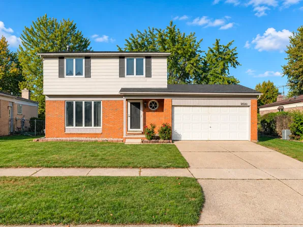 2020 Briarfield St, Canton, MI 48188