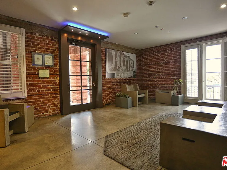 139 S Los Robles Ave #306 — Photo 14