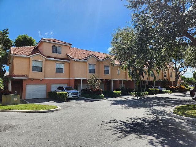 1st image of 2024 Alta Meadows Ln #8
