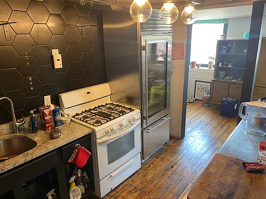 Rented by EXR | media 23