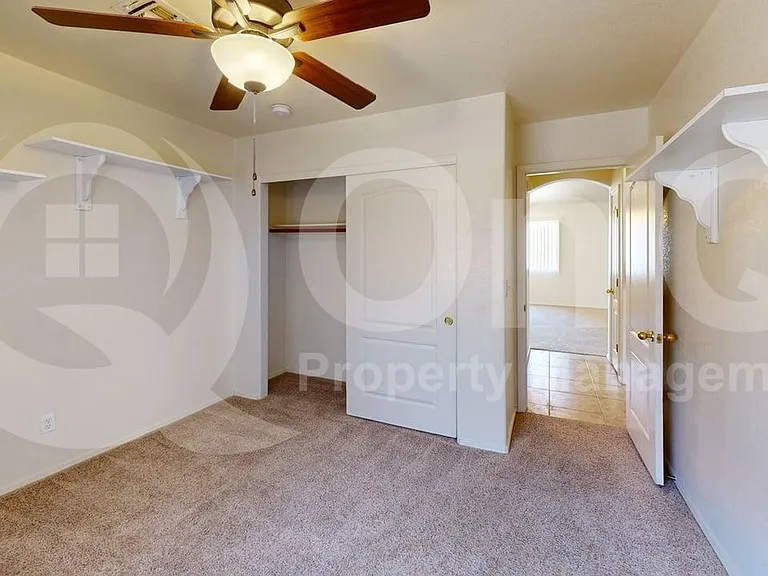 2396 W Silverbell Tree Dr — Photo 11