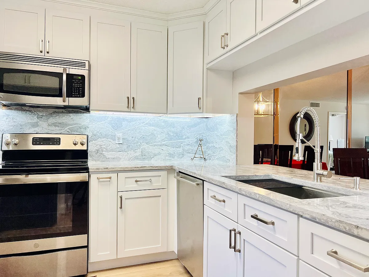 Building Photo - 4725 Lucerne Lakes Blvd E #311