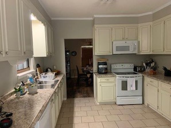 195 Hickory St, Vredenburgh, AL 36481