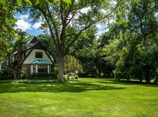 52 Ridgeview Ave, Greenwich, CT 06830