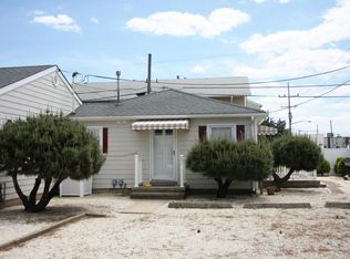 37 S Beach Dr, Seaside Heights, NJ 08751