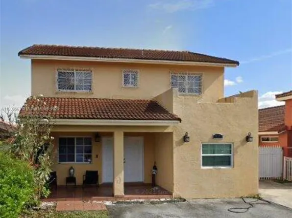 12373 NW 98th Ave, Hialeah Gardens, FL 33018