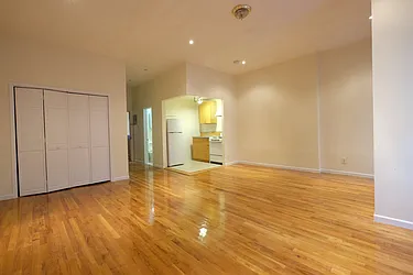 Rented by Urban Real Estate Inc