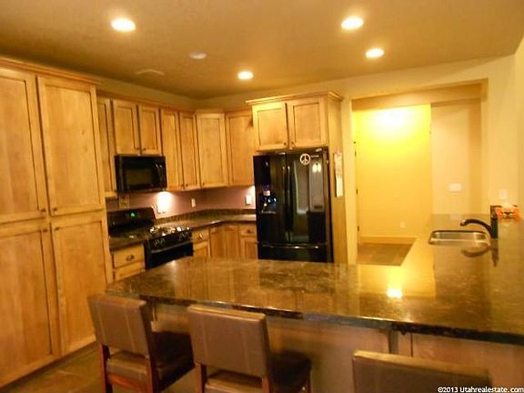 4th image of 4838 W Littlefield Ln