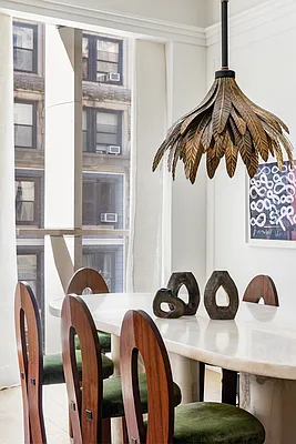 Sold by Compass | media 33