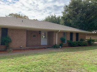 111 Clover Dr, Gun Barrel City, TX 75156