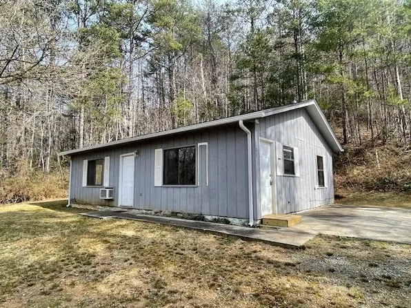 91 Blakemore Way, Marble, NC 28905