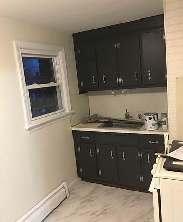 2nd image of 121-123 Cantrbry Ave