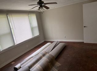 808 7th St S, Columbus, MS 39701