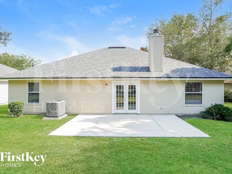 2388 Sophie Pl — Photo 16
