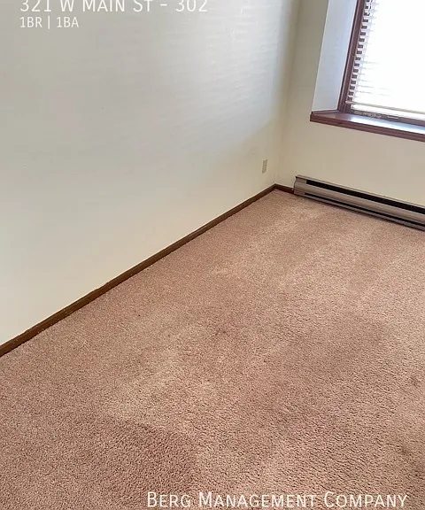 321 W Main St #302 — Photo 4